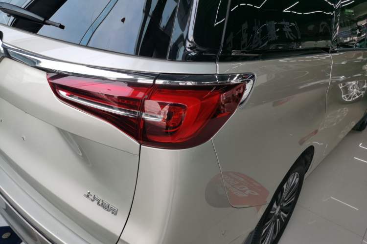 Used Buick GL8 2020 ES Land Cruiser 653T Luxury Model
