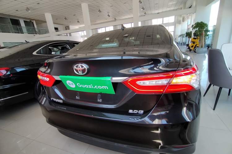 Used Toyota Camry 2021 2.0G Luxury Edition
