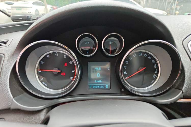 Used Buick Regal 2015 1.6T Leading Technology Model Instrument Cluster