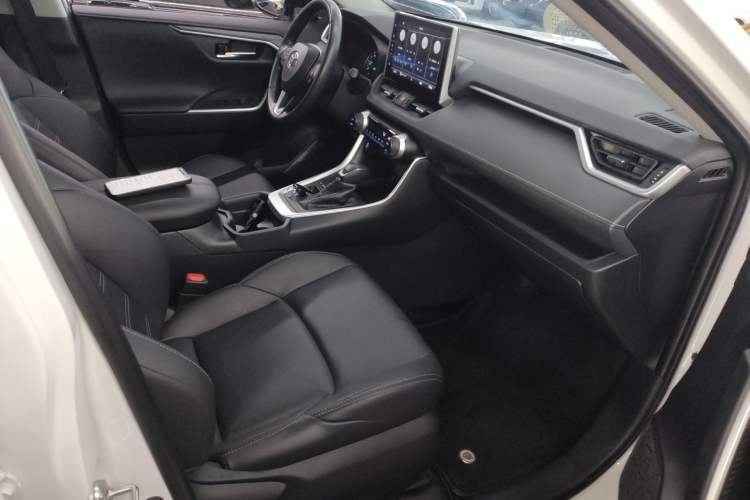 Used Toyota Wildlander 2021 Dual-Engine 2.5L E-CVT Two-Wheel Drive Luxury Edition
