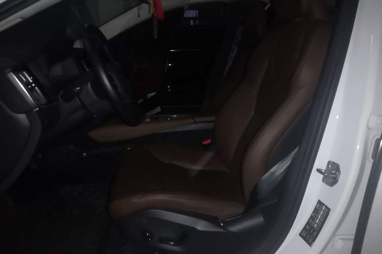 Used Volvo S90 2020 T5 Zhiyi Luxury Edition