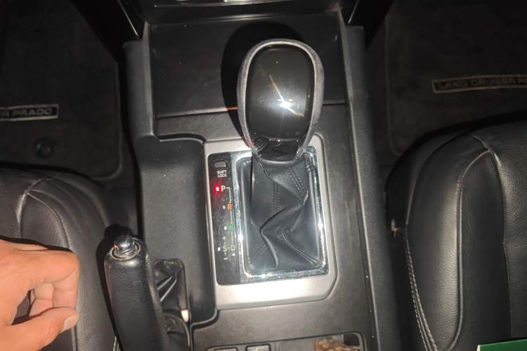 Used Toyota Prado 2016 2.7L Automatic Standard Edition
