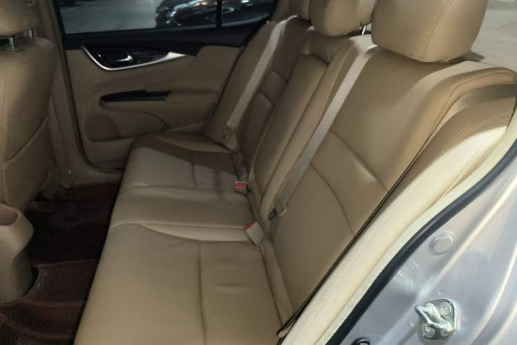 Used Honda Crider 2013 1.8L automatic comfort version