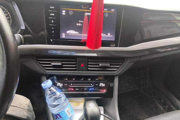 Used Volkswagen Bora 2021 280TSI DSG Elite Smart Connectivity Version Audio And AC Panel