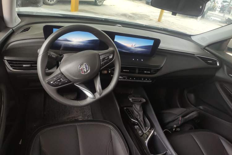 Used Buick Verano 2023 Pro Enjoyment Edition Center Console