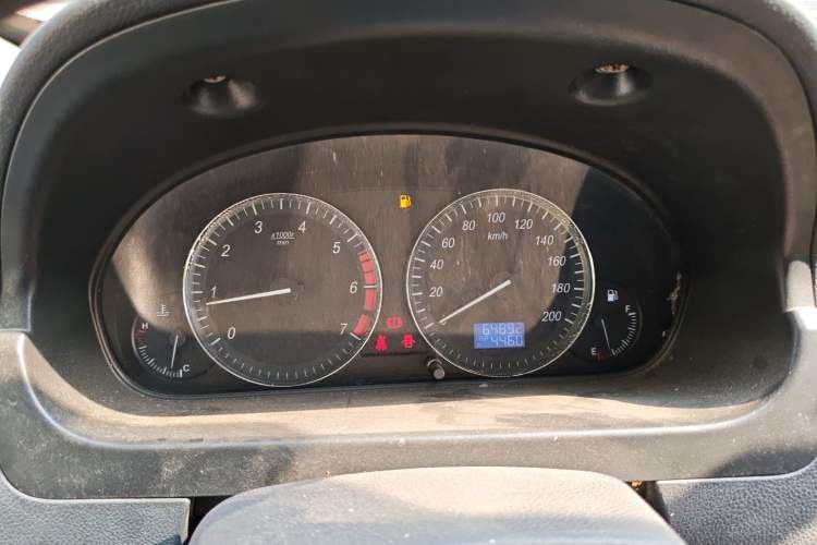 Used BAIC Weiwang M20 2014 1.5L Basic Version DAM15DL Instrument Cluster