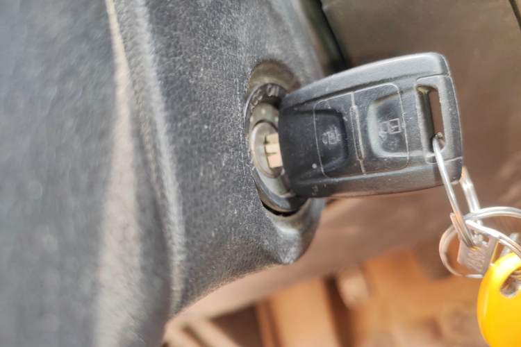 Used Wuling Hongguang V 2022 1.5L Jingqu Edition Electric-Assist LAR