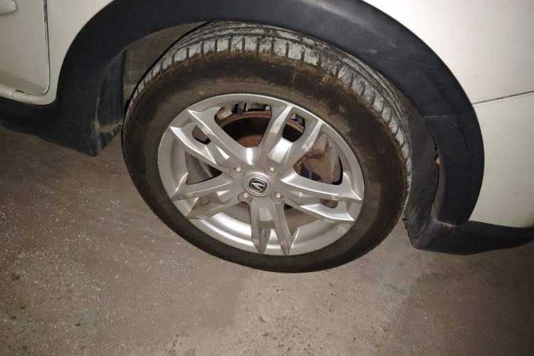 Used CHANGAN CX20 2014 1.4L IMT Sunroof Navigation Version China IV Standard