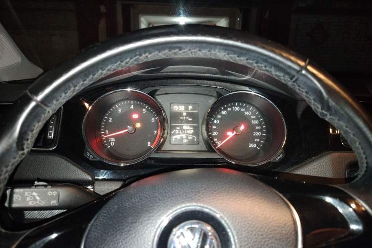 Used Volkswagen Sagitar 2015 1.6L Automatic Comfort Model