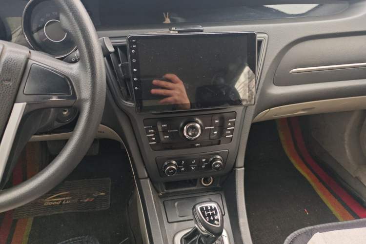 Used BAIC Senova D50 2014 1.5L manual standard version
