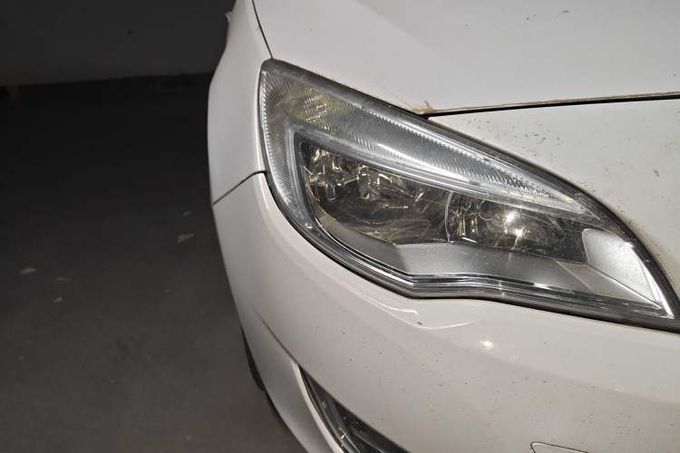 Used Buick GT 2014 XT 1.6T Automatic Fashion Sport Edition
