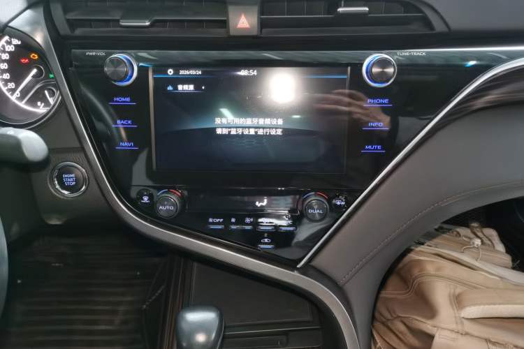 Used Toyota Camry 2019 2.5G Luxury Edition China VI Standard Audio And AC Panel