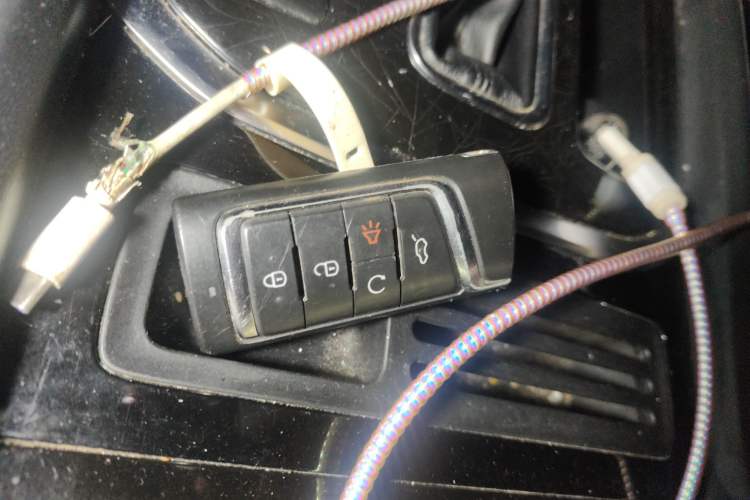 Used GAC Trumpchi GS8 2017 320T Two-Wheel Drive Luxury Edition (7 Seats)
