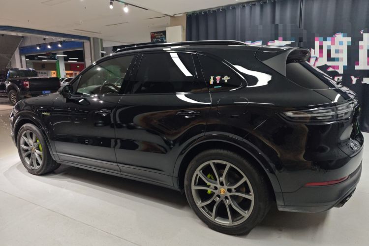 Used Porsche Cayenne E-Hybrid 2023 Cayenne E-Hybrid 2.0T Platinum Edition
