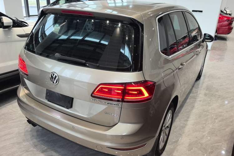 Used Volkswagen Golf Sportsvan 2016 230TSI Automatic Trend Edition