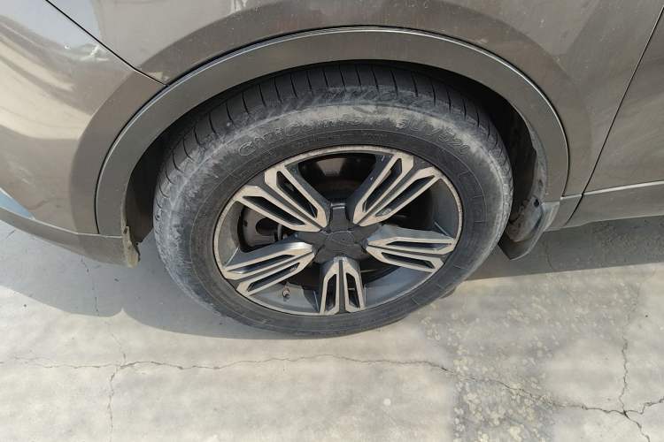 Used Leopaard CS10 2017 2.0T Automatic Luxury Model Left Front Wheel Hub