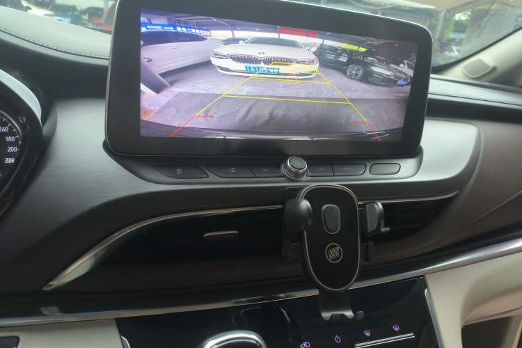 Used Buick GL8 2022 Land Business Class 652T Luxury Model Audio And AC Panel