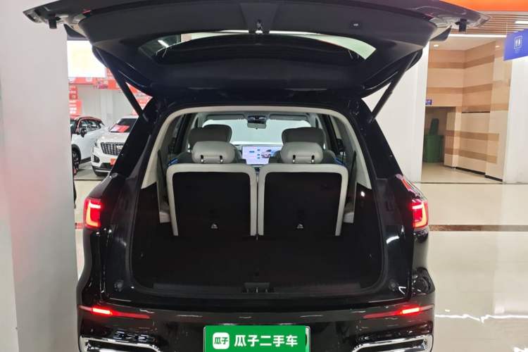 Used Geely Galaxy M9 2025 Model 230km Two-Wheel-Drive Exploration Edition Trunk