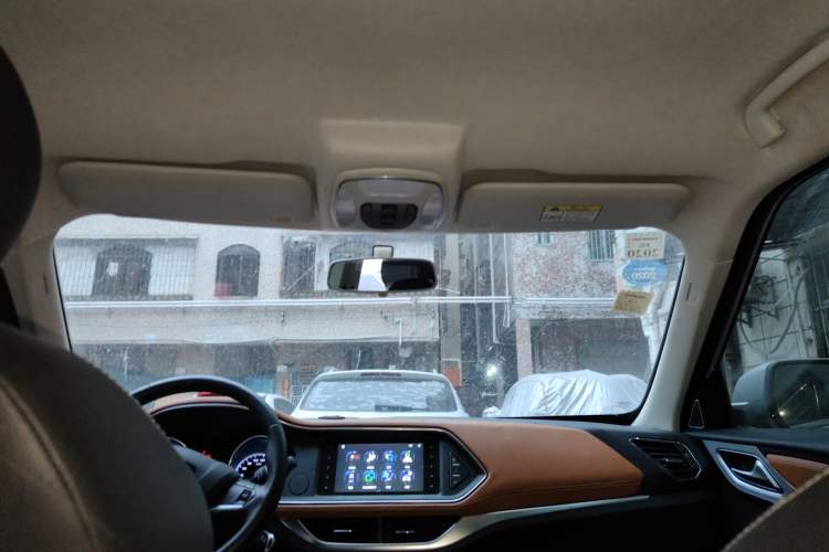 Used Zotye T300 2017 1.5L Manual Luxury Model
