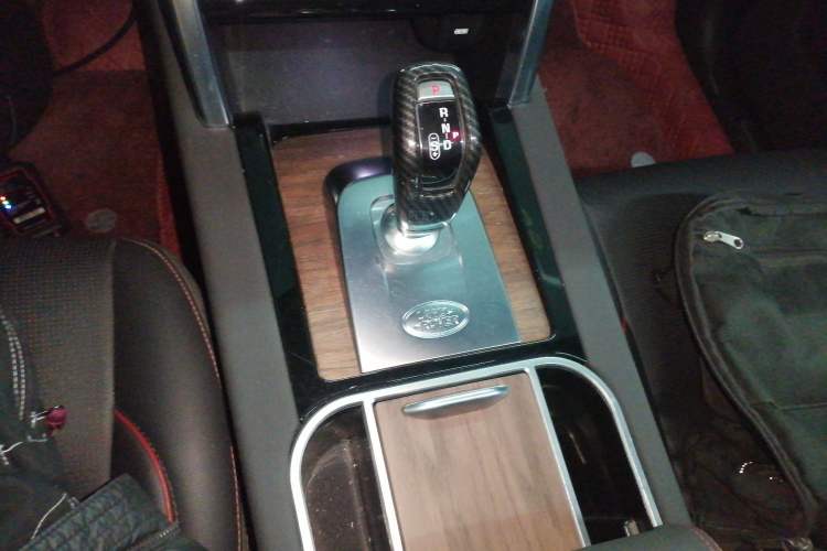 Used Land Rover Discovery Sport 2020 249 PS R-Dynamic Performance Tech Edition 7 Seats