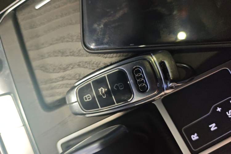 Used Audi A6L 2026 45 TFSI quattro Prestige Dynamic Edition + Premium Package Vehicle Key