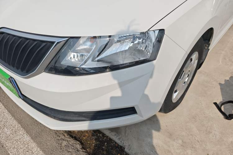 Used Skoda Rapid 2019 Revised Version 1.5L Automatic Standard Edition China VI Left Front Headlight