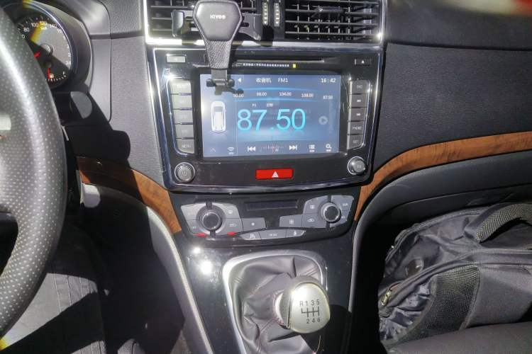 Used Haval H6 2014 Sport Edition 2.0T Diesel Manual 4x4 Elite Model
