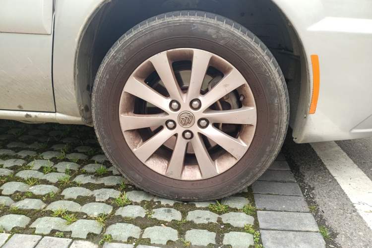 Used Buick GL8 2013 2.4L Classic Edition
