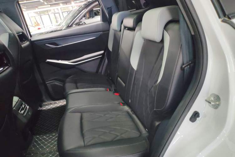 Used Changan CS75 PLUS 2024 3rd Generation Champion Edition 1.5T Intelligent Drive Dynamic Model