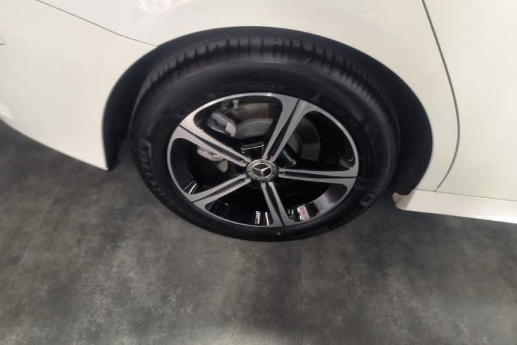 Used Mercedes-Benz A-Class 2025 A 200 L Fashion Model Exterior 5