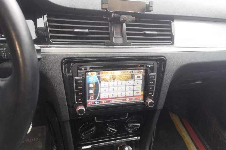 Used Volkswagen Bora 2014 1.6L Manual Comfort Model
