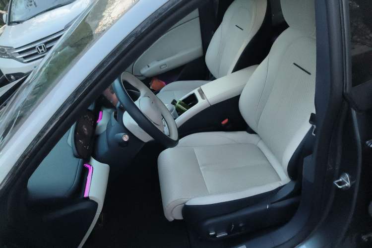 Used Zeekr 007 2025 Rear-Drive Intelligent Driving Version 75 kWh Left Front Seat