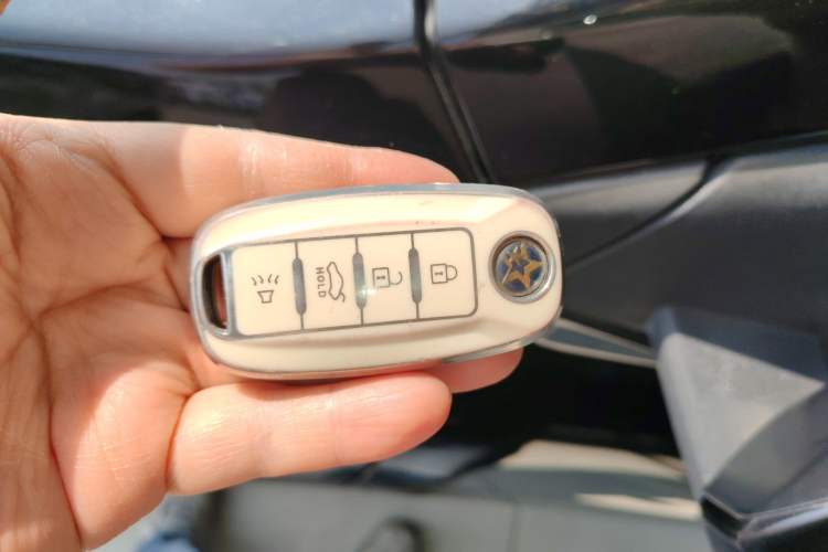 Used Venucia D60 2019 1.6L XL CVT SmartConnect Elite Edition (ISS)