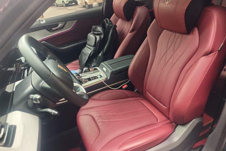 Used Hongqi HS5 2025 2.0T Two-Wheel-Drive Xuan Ying Edition