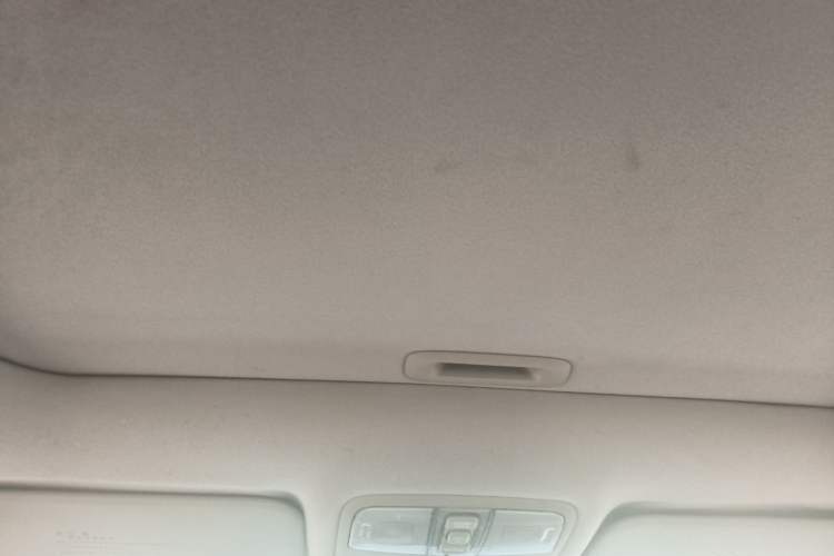 Used Hyundai Celesta 2011 1.6L Automatic Luxury Version
