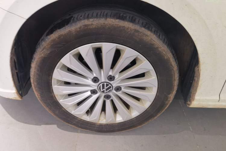 Used Volkswagen Lavida 2022 1.5L Automatic Comfort Edition
