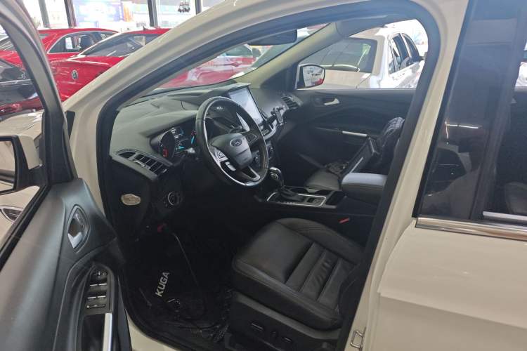 Used Ford Kuga 2019 EcoBoost 180 Two-Wheel-Drive Titanium Plus Model China VI Standard Left Front Seat