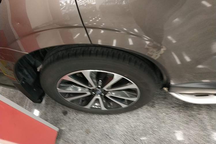 Used Subaru Forester 2018 2.5i Luxury Navigation Edition with EyeSight