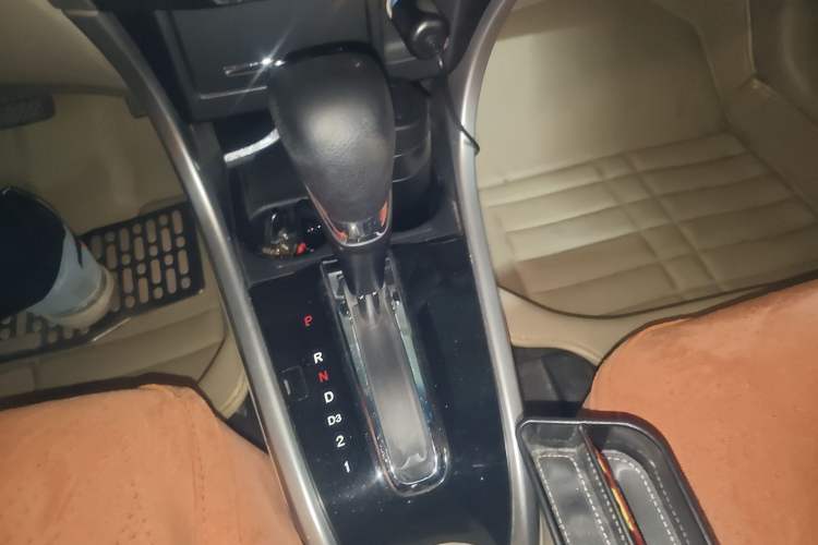 Used Honda Crider 2013 1.8L automatic luxury edition