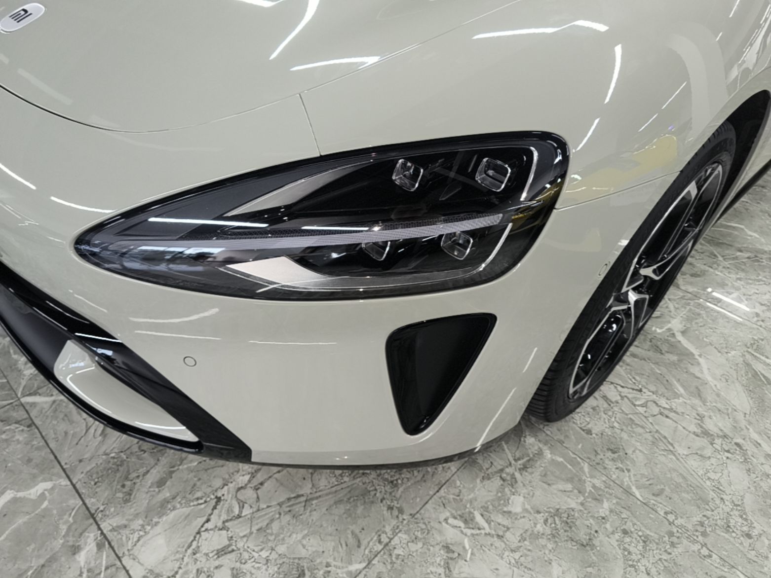 Xiaomi Auto SU7 2024 Rear-Drive Long-Range Intelligent Driving Version — снимка 8
