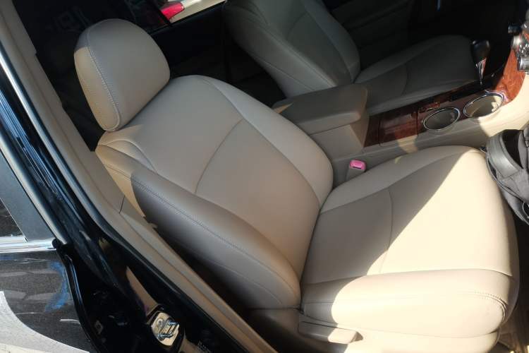 Used Toyota Highlander 2012 2.7L 2WD 5-Seater Elite Edition
