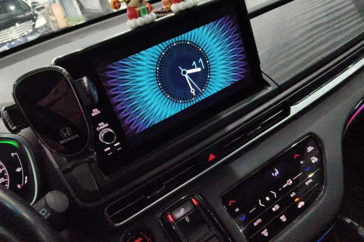 Used Honda Elysion 2024 2.0L eHEV Luxury Edition Audio And AC Panel