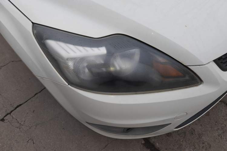 Used Ford Focus 2013 Hatchback Classic 1.8L Manual Base Model
