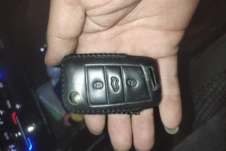 Used Volkswagen Tayron 2020 280TSI Two-Wheel Drive Luxury Connect Edition Vehicle Key