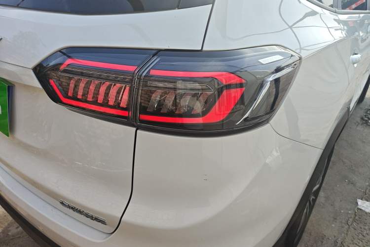 Used Chery Tiggo 8 PLUS 2024 Champion Edition 290TGDI DCT Deluxe Version 5-Seater
