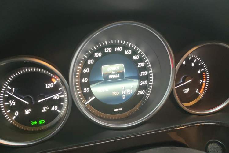 Used Mercedes-Benz E-Class 2014 E 260 L
