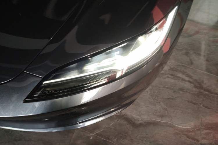 Used Tesla Model 3 2023 Rear-Wheel-Drive Version