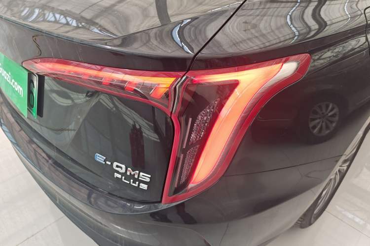 Used Hongqi E-QM5 2024 560km PLUS Right Rear Taillight