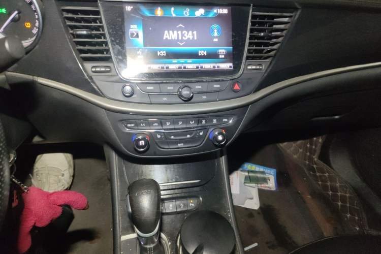 Used Buick Verano 2017 Sedan 20T Dual-Clutch Elite Model
