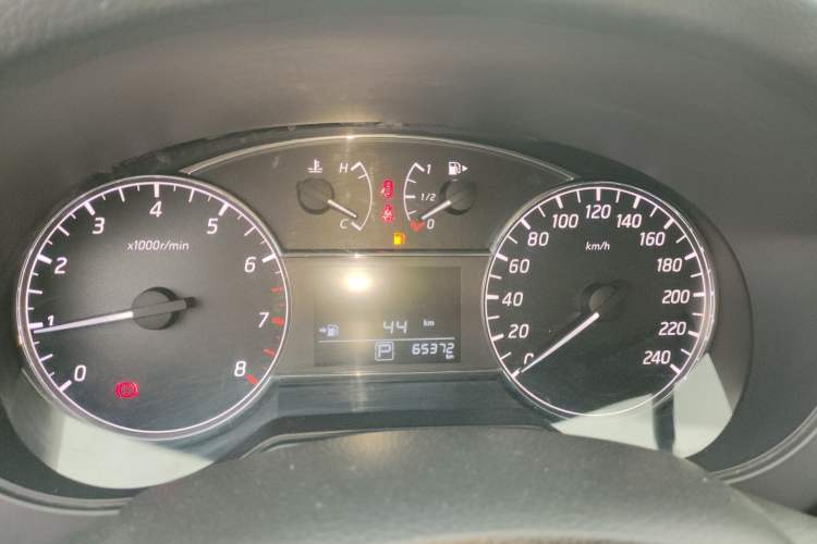 Used Nissan Tiida 2016 1.6L CVT Cool Dynamic Edition Instrument Cluster